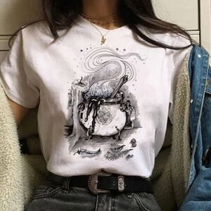 Bright White ✦ Witchy Black Cat Graphic Tee ✦ Comfy Soft Gothic Top L NWT